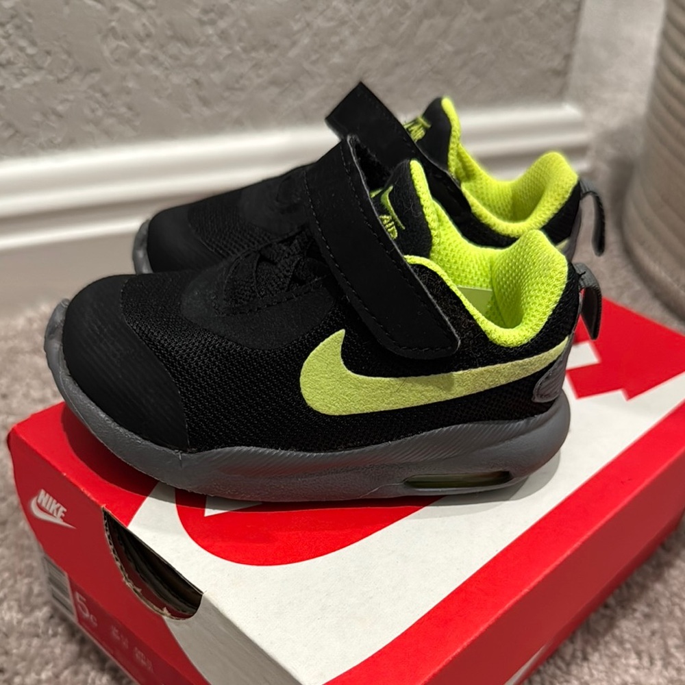 Baby nike shoes